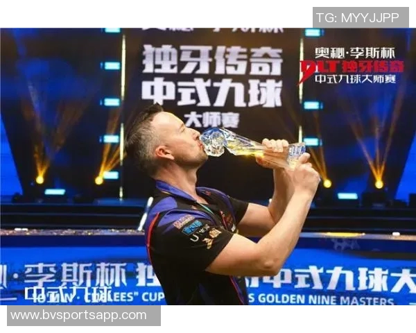 阿贾戴荣获三项大奖四年三冠荣耀无限手套庆祝夺冠游行 阿贾戴荣获三项大奖四年三冠荣耀无限手套庆祝夺冠游行