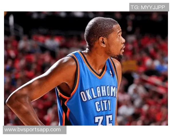 托马斯布莱恩特绝杀被帽怒推摄像头引发热议 托马斯布莱恩特绝杀被帽怒推摄像头引发热议